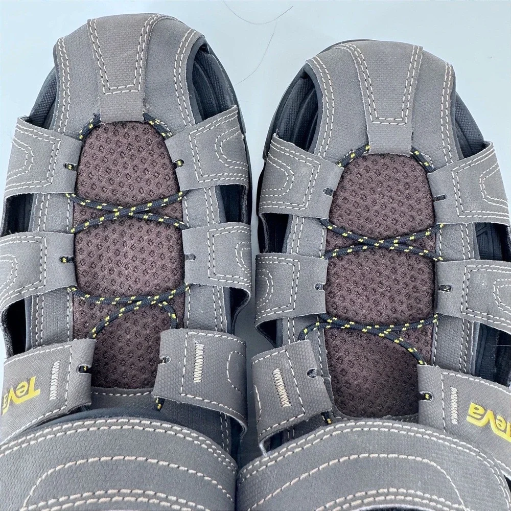 Teva omnium sandals
